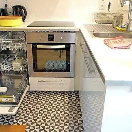 Ze Perfect Place - Old - Smart Nice