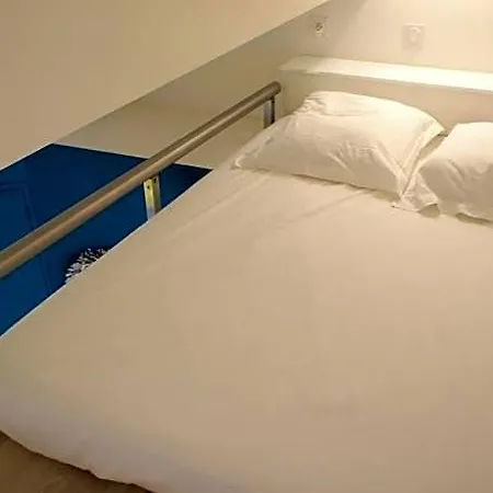 Ze Perfect Place - Old - Smart